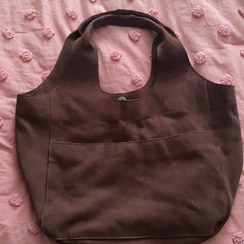 Able shoulder bag